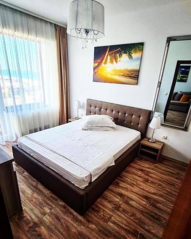 Seaview Cancun Apartments Summerland Mamaia Buitenkant foto