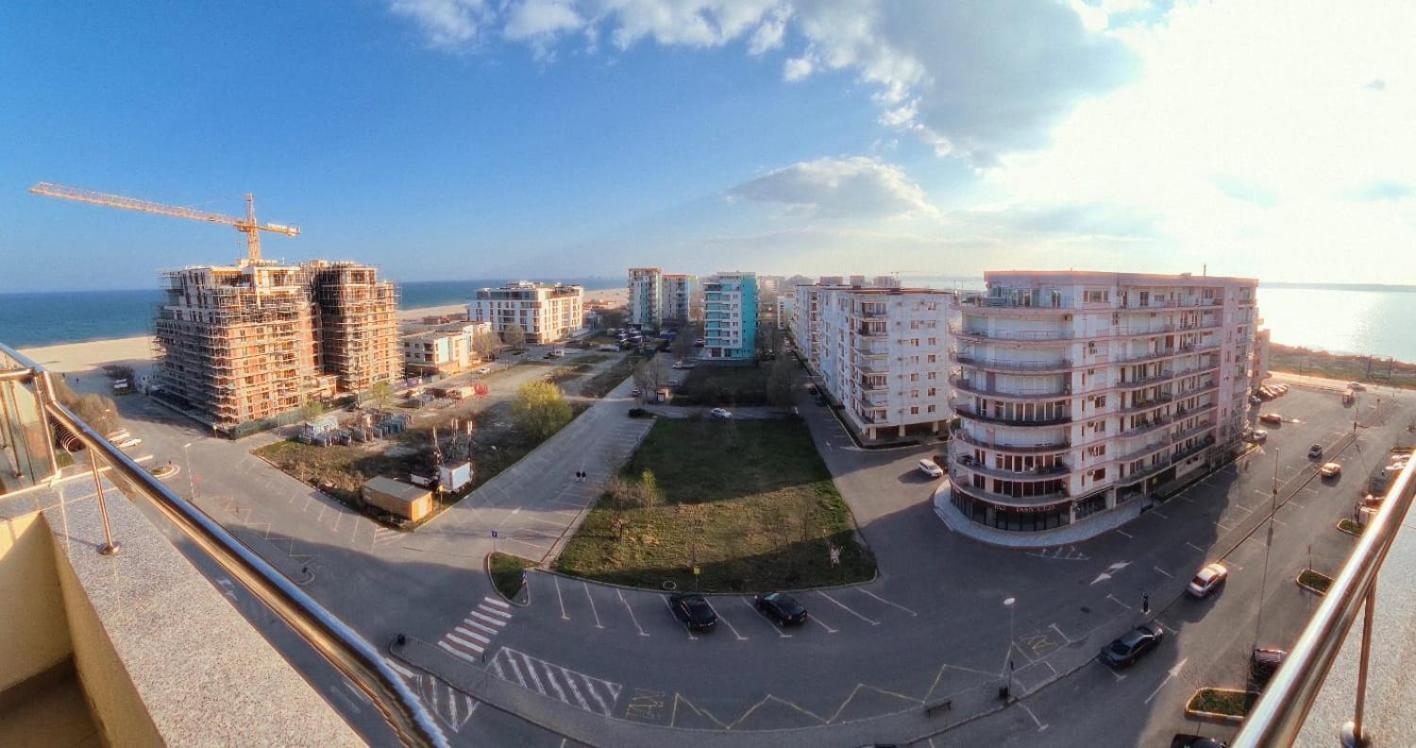 Seaview Cancun Apartments Summerland Mamaia Buitenkant foto