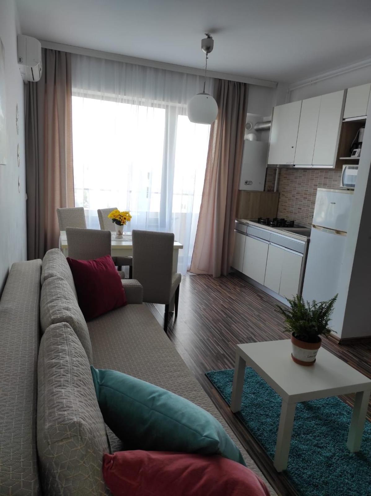 Seaview Cancun Apartments Summerland Mamaia Buitenkant foto